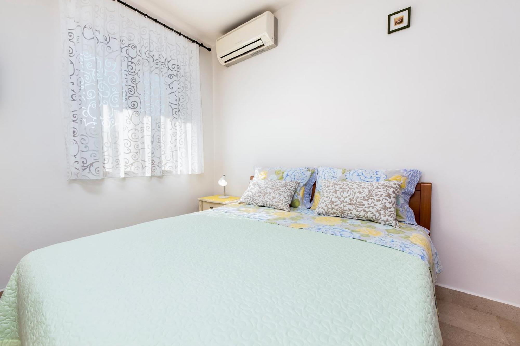 Guesthouse Santin Rovinj Bagian luar foto