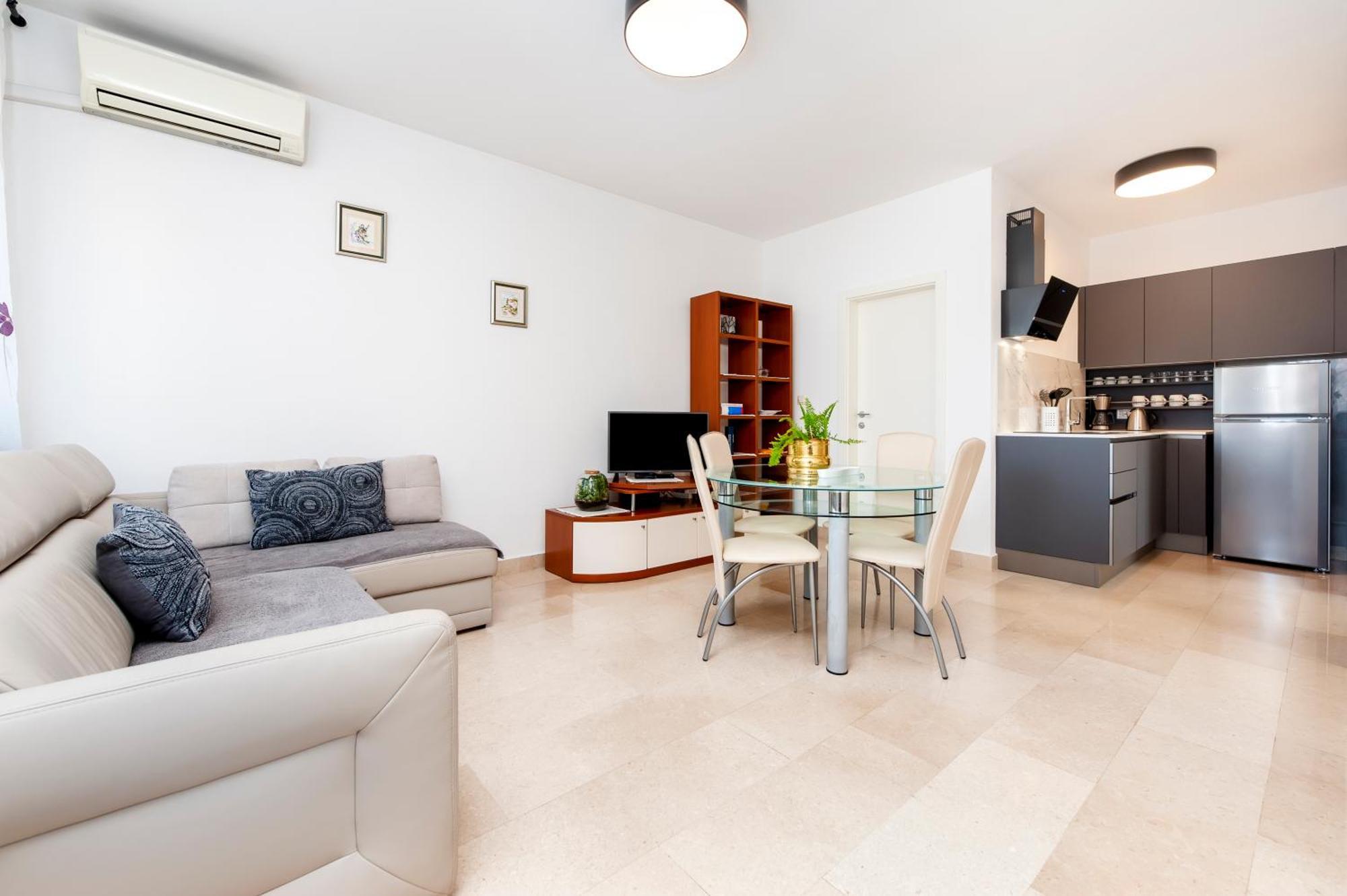 Guesthouse Santin Rovinj Bagian luar foto