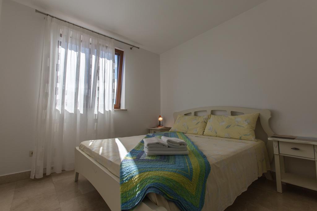 Guesthouse Santin Rovinj Ruang foto